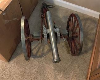 CIVIL WAR PERIOD - MINI METAL WAR CANNON REPLICA