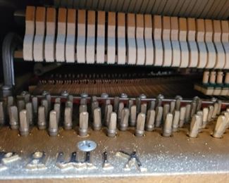 W. W. KIMBALL CO BRAND - UPRIGHT PIANO W/BENCH