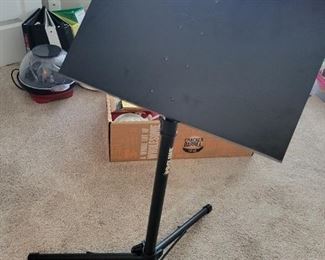 MUSIC STAND