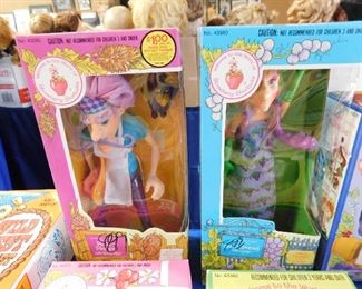 Vintage Strawberry shortcake dolls in box