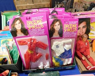 Brooke Shield fashion doll clothes