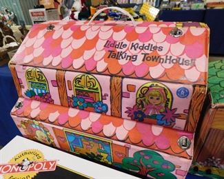 Liddle Kiddles Talking Townhouse