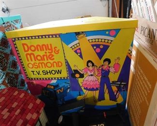 Donny & Marie Osmond TV Show play set