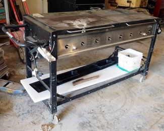 Bakers And Chef's 8-Burner Propane Grill, Model MEV808ALP, 36" x 75" x 26", With Polyvinyl Cutting Board, 5' x 16"