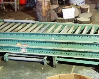 Roach Gravity Conveyor 28" Wide x 30', Height Is Adjustable