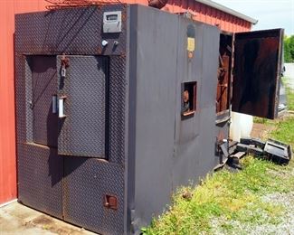 J & R Manufacturing Co. Oyler Barbeque Pit