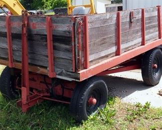 Montgomery Ward Wagon, Model 531, 10' x 6'
