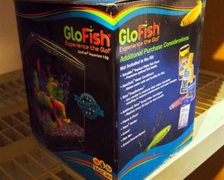 Glo Fish 1.5 Gallon Aquarium Kit, In Original Box