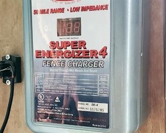 Parmak 50 Mile Electric Fence Charger, Model No SE4