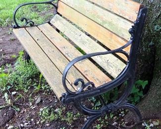 Cast Iron And Wood 5' Park Bench