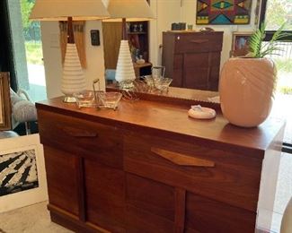 MCM 6 Drawer Dresser/Mirror