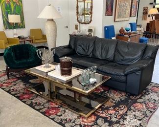 Postmodern style sofa & Lamp