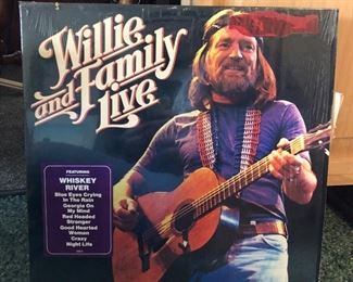 Wilie and Family Live, Vinyl