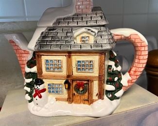 Winter Tea Pot