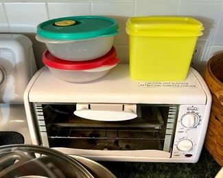 Kitchenware, Tupperware, Rival Toaster Oven