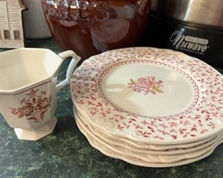 Nikko Ironstone China Plate Set
