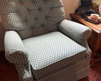 La-Z-Boy Swivel Rocker