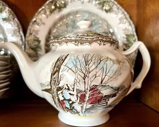 Johnson Brothers, The Friendly Village, Sugar Maples, Made in England, Tea Pot