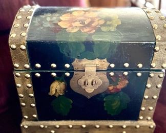Treasure Chest Trinket Box