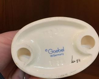 Goebel Figurine, Just Resting #112