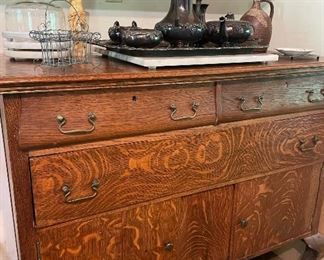 Sideboard Table