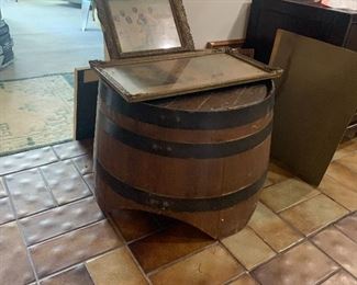 Barrel table