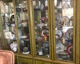 Magnificent Oriental Hutch with fabulous and intricate designs.  Does not include the items in the hutch