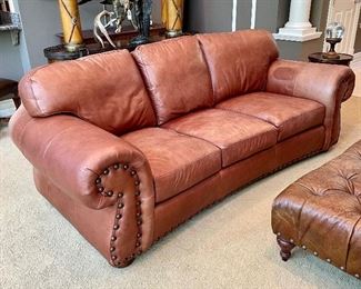 $600 - 3 seater boxer brown leather sofa with nailhead trim - 90 x 36 x 36