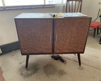 General Electric Stereophonic High Fidelity Stereo