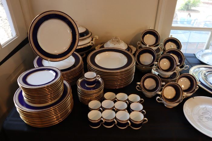 Spode china R45 109 pieces 