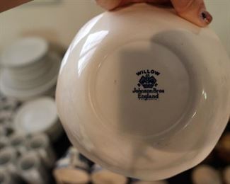 Porcelain English blue tea set