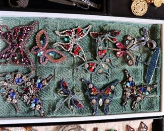 Vintage women's costume jewelry