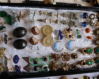 Vintage women's costume jewelry