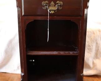Antique reproduction end table