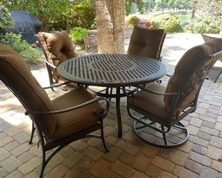 Cast aluminum umbrella table and 4 chairs