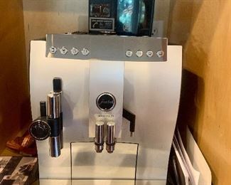 Jura Z7 Automated One Touch Espresso Machine