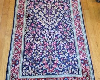 Hand woven Iran rug 