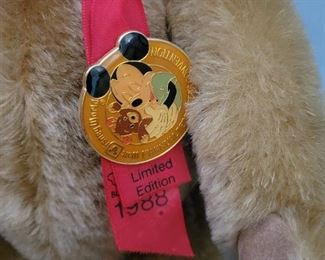 Walt Disney World 1st Annual Teddy Bear Convention 1988 Steiff  Mohair Bear with ear button tag and pin Limited Edition 