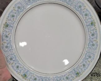 Noritake China Monteleone Set