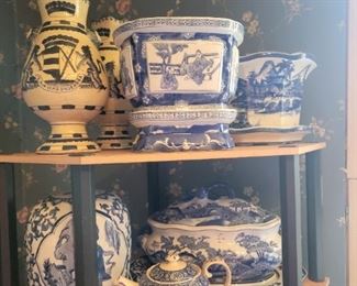 Large blue and white pieces 