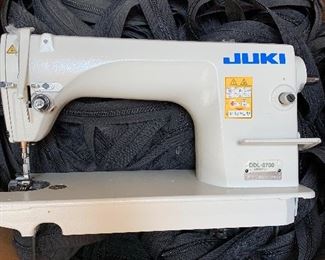 JUKI Commercial heavy duty sewing machine