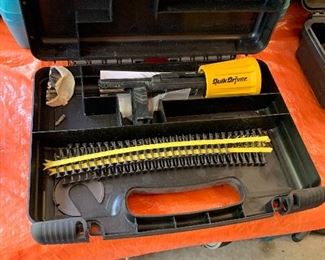 Quick driver drill attachment