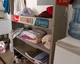 cigarette display unit