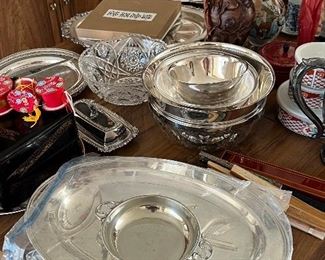 Serving ware silver plate pieces