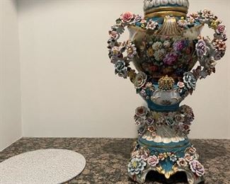 Floral vase
