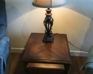 Living Room - Table & lamp