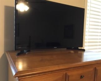TV in Bedroom 