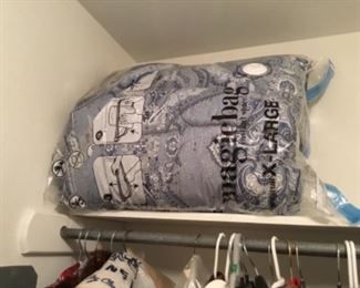 Master bedroom closet -  Comforter