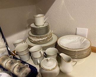 Dishes 