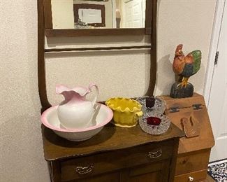 Vintage wash stand - potato bin with wooden rooster